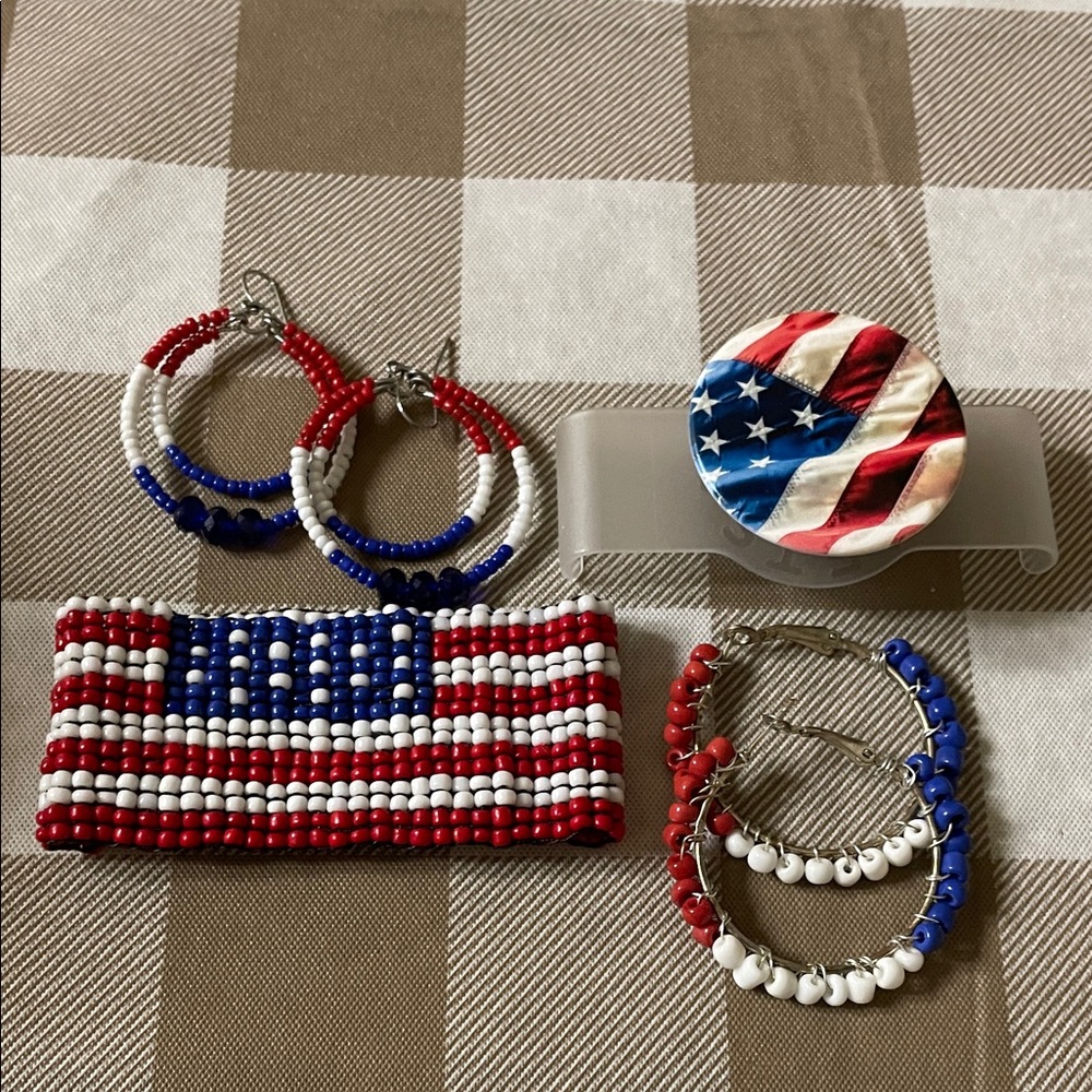 Patriotic Beaded Jewelry Set